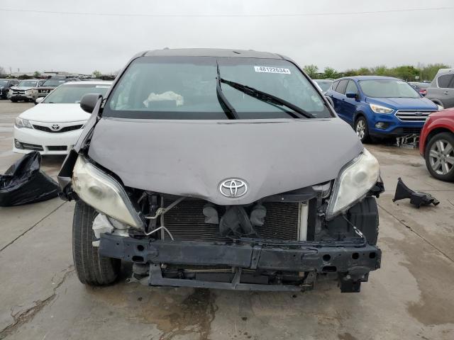 5TDKK3DC1FS642113 - 2015 TOYOTA SIENNA LE GRAY photo 5