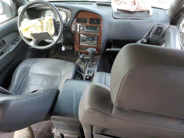 JN8AR07YXYW406225 - 2000 NISSAN PATHFINDER LE 银色 照片 8