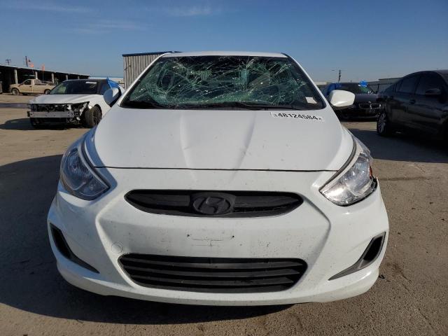 KMHCT4AE7HU171592 - 2017 HYUNDAI ACCENT SE WHITE photo 5