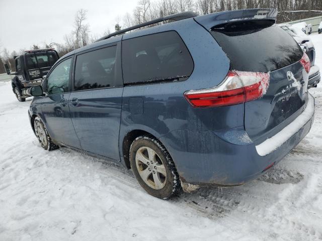 5TDKK3DC2FS643867 - 2015 TOYOTA SIENNA LE BLUE photo 2