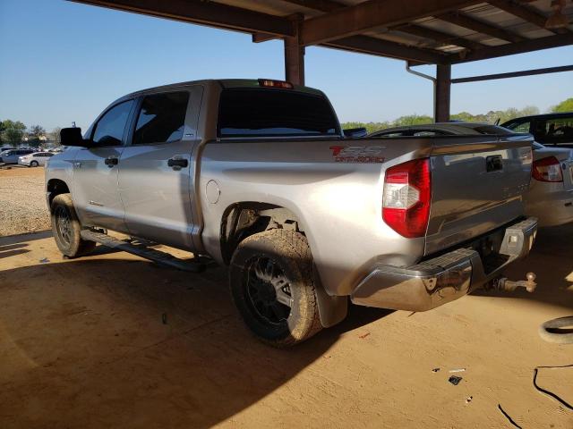 5TFDW5F18FX418352 - 2015 TOYOTA TUNDRA CREWMAX SR5 SILVER photo 2