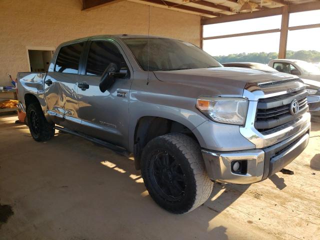 5TFDW5F18FX418352 - 2015 TOYOTA TUNDRA CREWMAX SR5 SILVER photo 4