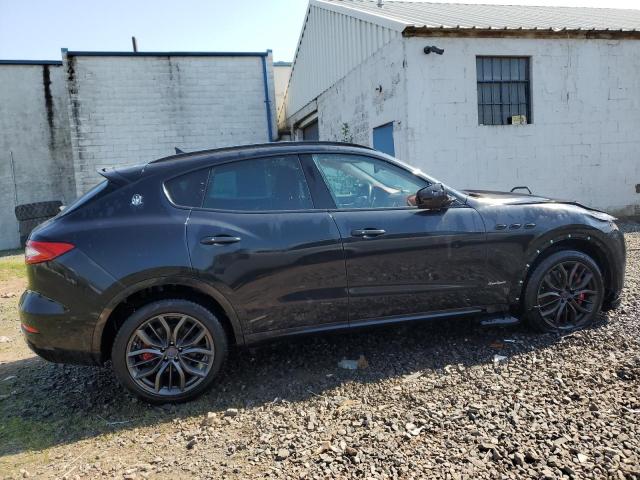 ZN661YUS9JX294202 - 2018 MASERATI LEVANTE S SPORT BLACK photo 3