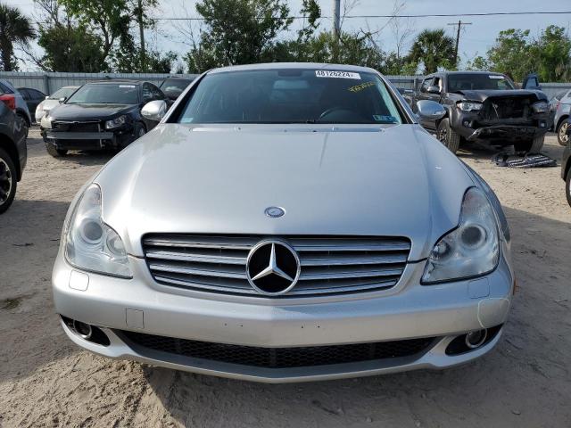 WDDDJ72X07A087880 - 2007 MERCEDES-BENZ CLS 550 SILVER photo 5