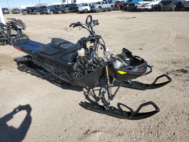 2BPSTJMA1MV000438 - 2021 SKI DOO SUMMIT X BLACK photo 1