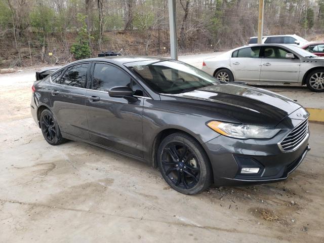 3FA6P0HD3KR103743 - 2019 FORD FUSION SE BLACK photo 4