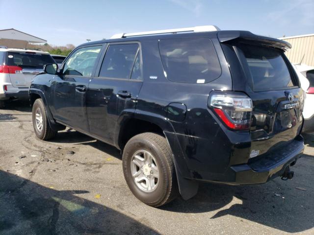 JTEBU5JR7J5488063 - 2018 TOYOTA 4RUNNER SR5/SR5 PREMIUM BLACK photo 2