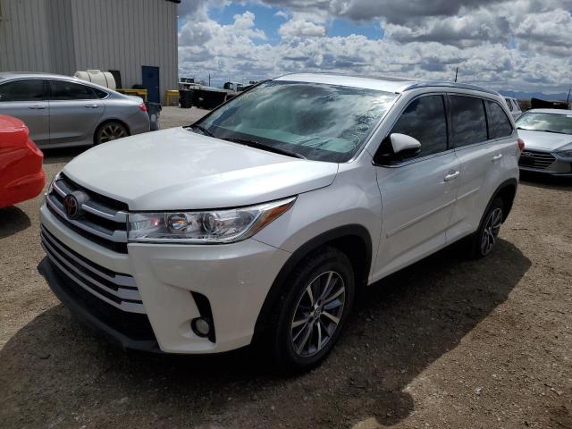 2019 TOYOTA HIGHLANDER SE, 