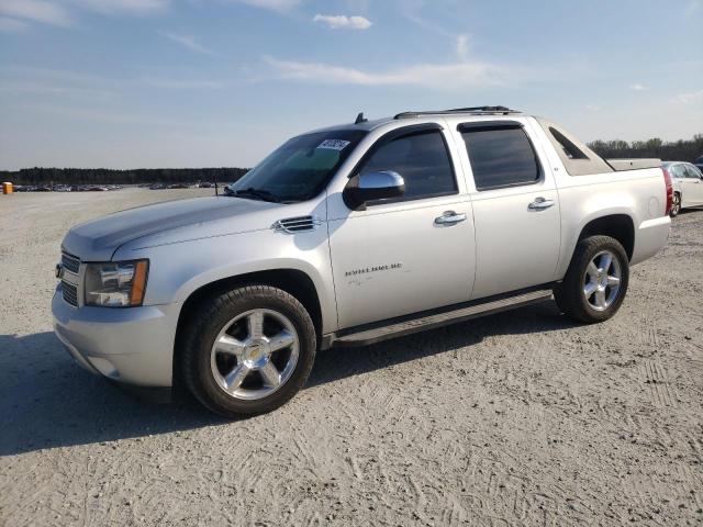 3GNMCFE09CG176427 - 2012 CHEVROLET AVALANCHE LT SILVER photo 1