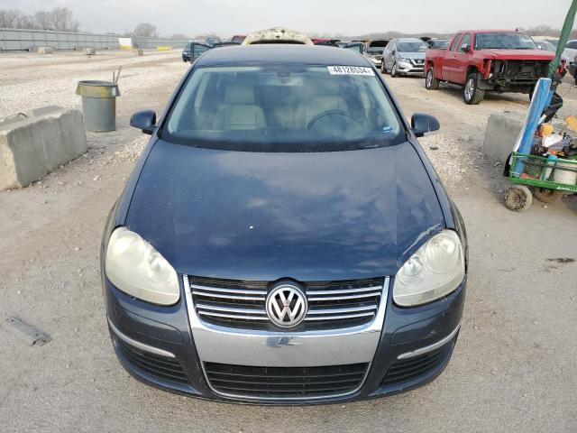 3VWRF71K15M616161 - 2005 VOLKSWAGEN NEW JETTA 2.5 BLUE photo 5