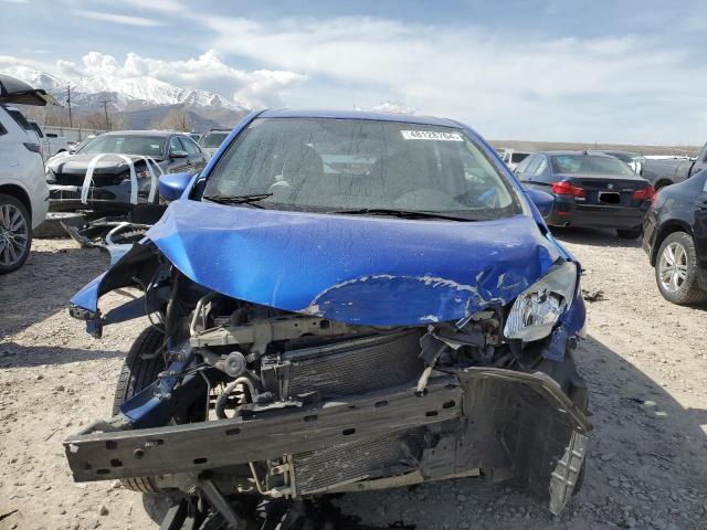 3N1CE2CPXFL353654 - 2015 NISSAN VERSA NOTE S BLUE photo 5