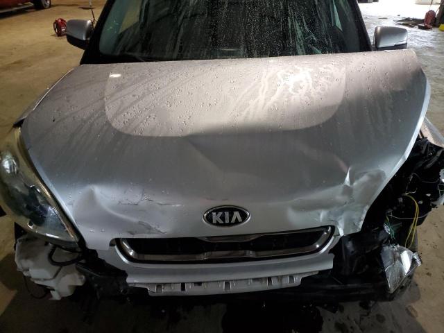 KNDJT2A6XD7529592 - 2013 KIA SOUL + SILVER photo 11