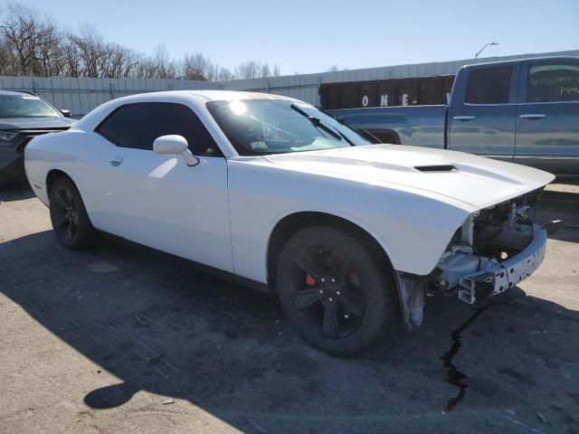 2C3CDZAG7GH171906 - 2016 DODGE CHALLENGER SXT WHITE photo 4