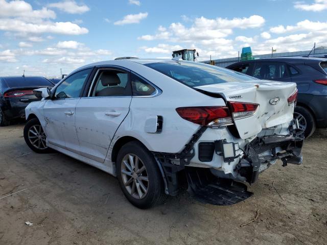 5NPE24AF4JH709870 - 2018 HYUNDAI SONATA SE WHITE photo 2