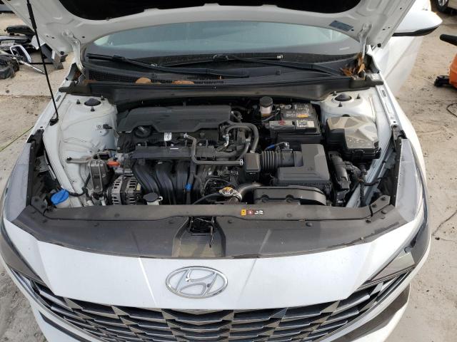 5NPLN4AG3MH026991 - 2021 HYUNDAI ELANTRA SEL WHITE photo 11