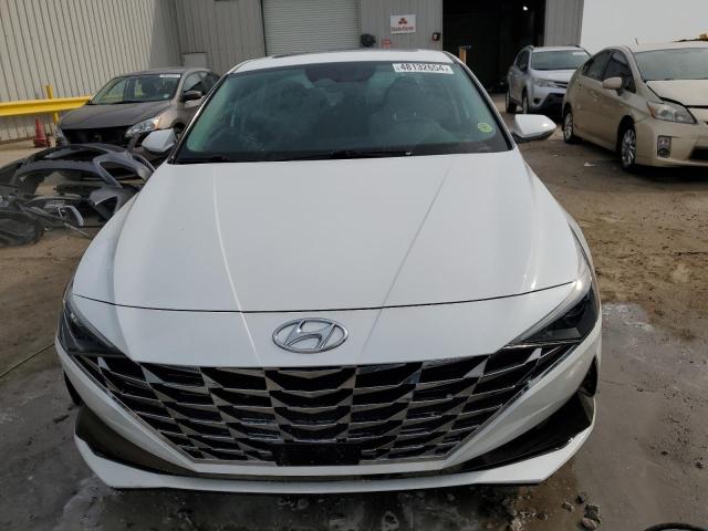 5NPLN4AG3MH026991 - 2021 HYUNDAI ELANTRA SEL WHITE photo 5