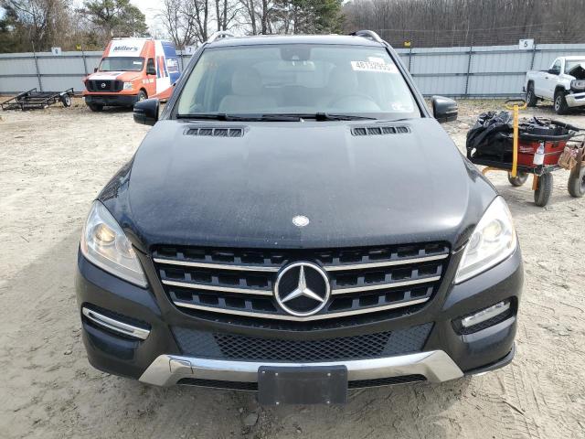 4JGDA5HB0FA447962 - 2015 MERCEDES-BENZ ML 350 4MATIC BLACK photo 5