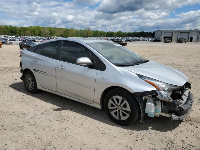 JTDKARFU1J3064830 - 2018 TOYOTA PRIUS SILVER photo 4