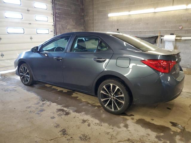 2T1BURHE8JC102011 - 2018 TOYOTA COROLLA L GRAY photo 2