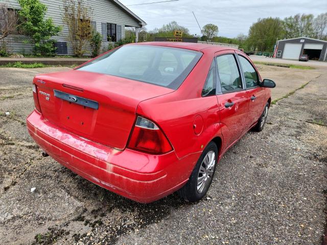 1FAHP34N77W356187 - 2007 FORD FOCUS ZX4 RED photo 4