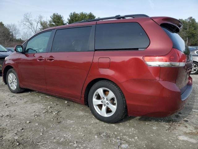 5TDKK3DC6BS169626 - 2011 TOYOTA SIENNA LE RED photo 2