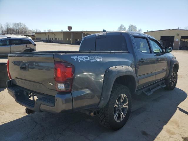 3TMCZ5AN6JM144189 - 2018 TOYOTA TACOMA DOUBLE CAB 灰色 照片 3