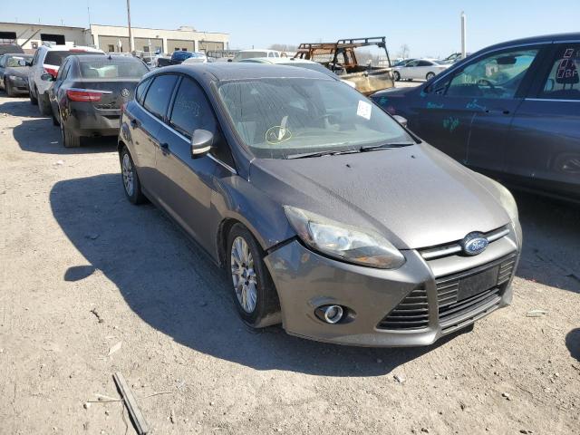 1FAHP3N2XCL221012 - 2012 FORD FOCUS TITANIUM GRAY photo 4