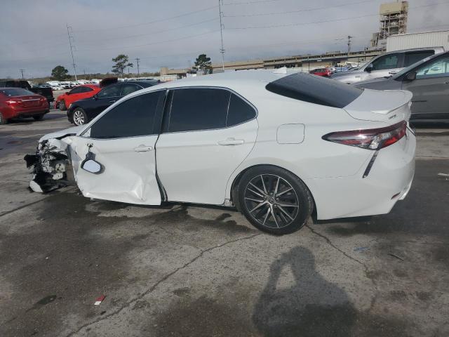 4T1G11AK1PU161716 - 2023 TOYOTA CAMRY SE NIGHT SHADE WHITE photo 2