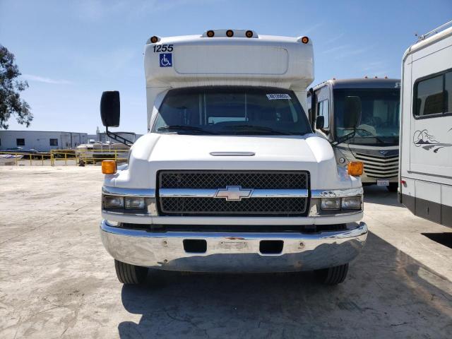 1GBE5V1G28F403927 - 2008 CHEVROLET C5500 C5V042 WHITE photo 5