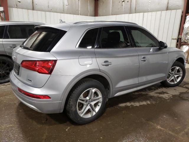 WA1ANAFYXK2112864 - 2019 AUDI Q5 PREMIUM SILVER photo 3