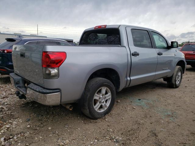 5TFDM5F14AX002121 - 2010 TOYOTA TUNDRA CREWMAX SR5 GRAY photo 3