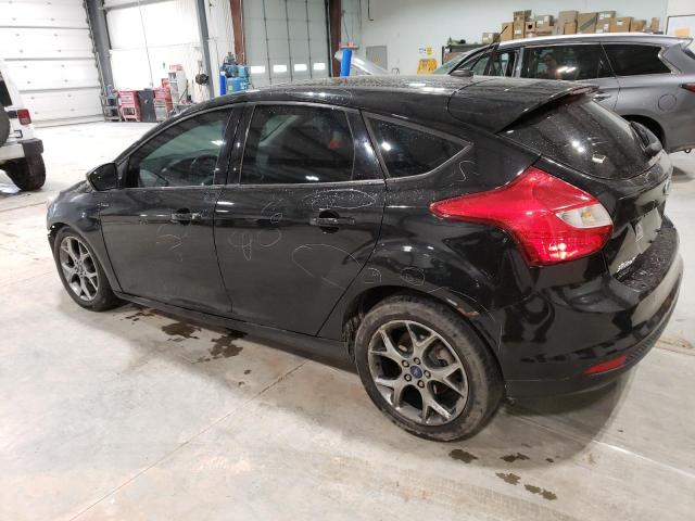 1FADP3K21EL184146 - 2014 FORD FOCUS SE BLACK photo 2