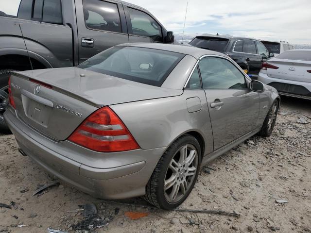 WDBKK49FX4F307324 - 2004 MERCEDES-BENZ SLK 230 KOMPRESSOR GRAY photo 3