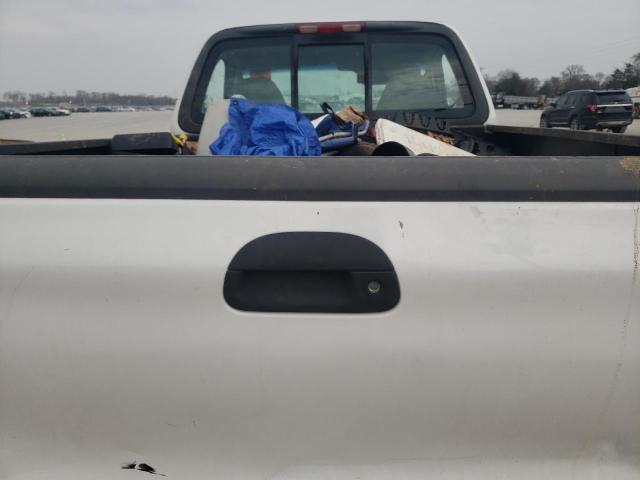 1FTRF17212NB77438 - 2002 FORD F150 WHITE photo 10