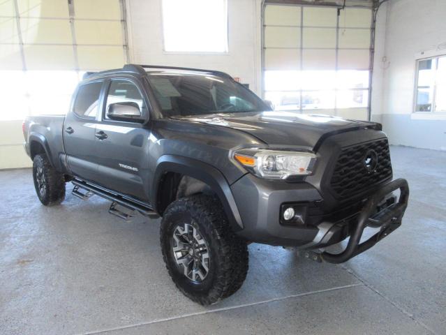 3TMDZ5BN2HM018215 - 2017 TOYOTA TACOMA DOUBLE CAB GRAY photo 1