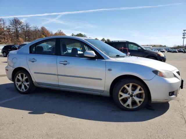 JM1BK32G281123268 - 2008 MAZDA 3 I SILVER photo 4