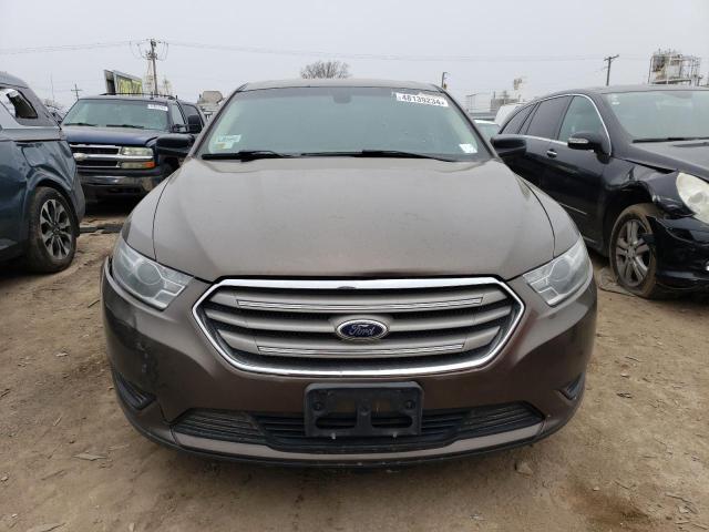 1FAHP2D83GG109537 - 2016 FORD TAURUS SE BROWN photo 5