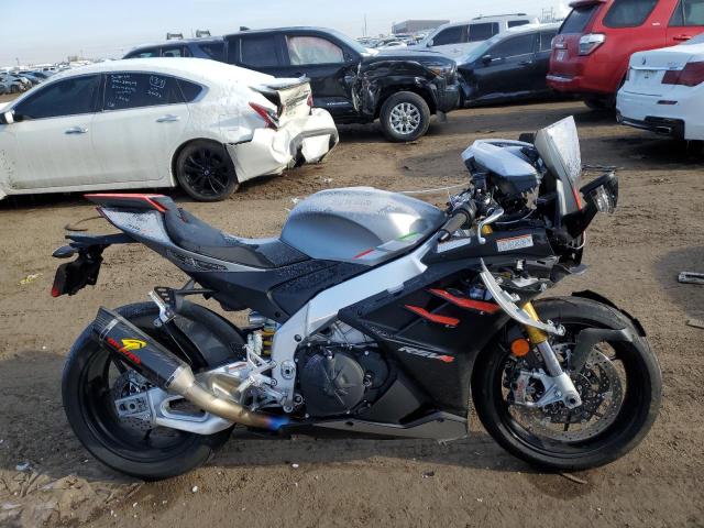 2022 APRILIA RSV4 1100, 