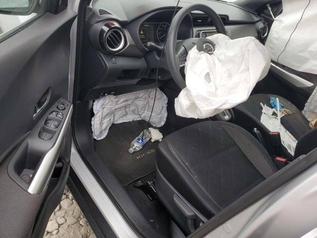 3N1CP5CU7KL482916 - 2019 NISSAN KICKS S SILVER photo 8