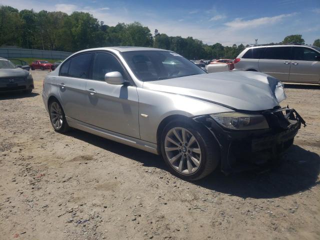 WBAPH7C5XBE462124 - 2011 BMW 328 I SILVER photo 4