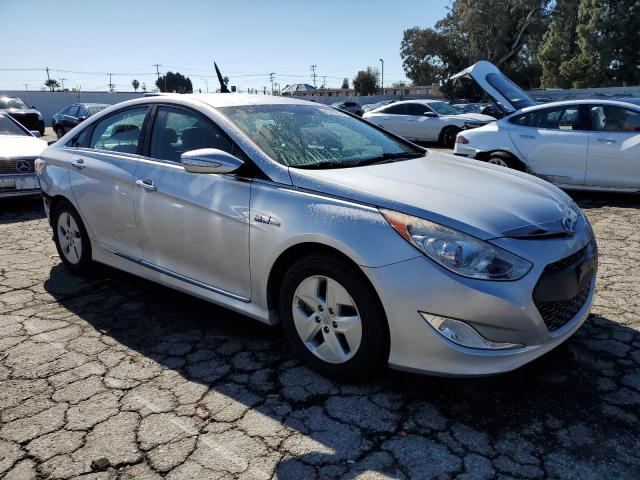 KMHEC4A48CA033831 - 2012 HYUNDAI SONATA HYBRID SILVER photo 4