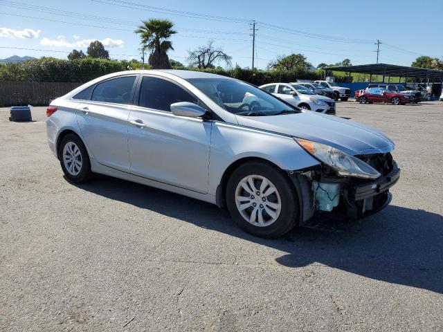 5NPEB4AC3CH493549 - 2012 HYUNDAI SONATA GLS SILVER photo 4