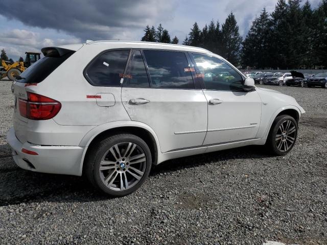 5UXZV4C56CL752522 - 2012 BMW X5 XDRIVE35I WHITE photo 3