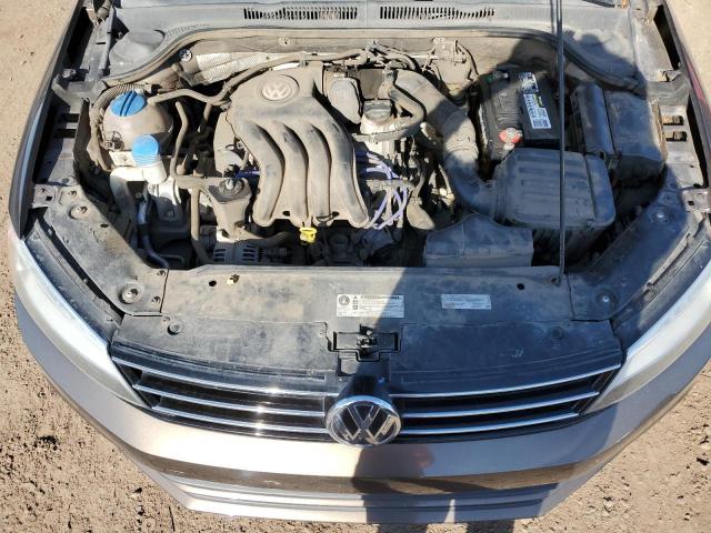 3VW2K7AJXFM313272 - 2015 VOLKSWAGEN JETTA BASE BROWN photo 11