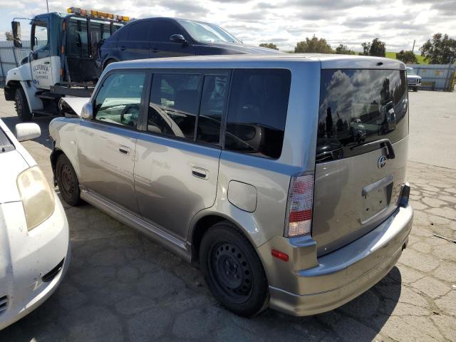 JTLKT324X64056065 - 2006 TOYOTA SCION XB SILVER photo 2