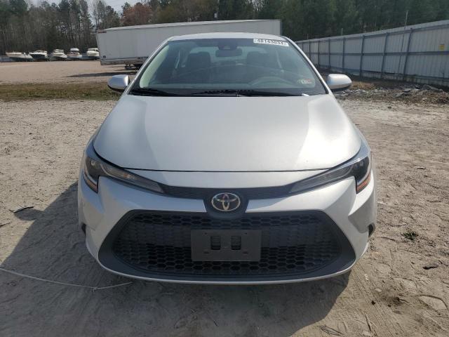 5YFEPRAE6LP124350 - 2020 TOYOTA COROLLA LE SILVER photo 5