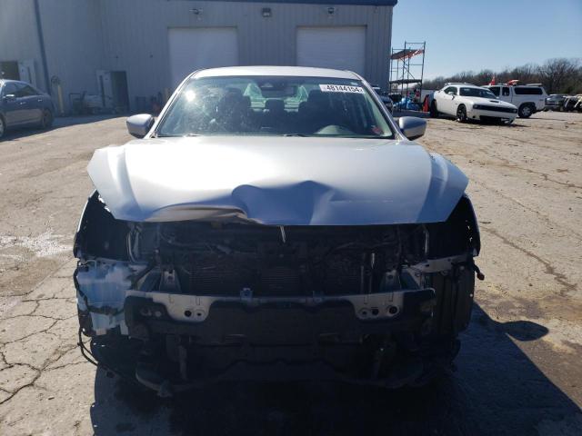 3MZBN1V38JM218413 - 2018 MAZDA 3 TOURING ვერცხლისფერი ფოტო 5