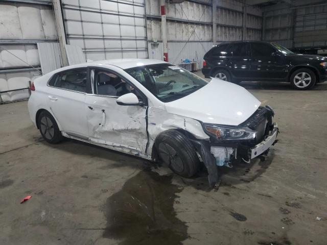 KMHC75LC0LU233686 - 2020 HYUNDAI IONIQ SE WHITE photo 4