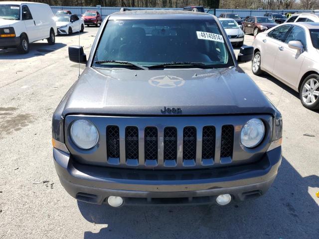 1C4NJPBA9ED854258 - 2014 JEEP PATRIOT SPORT GRAY photo 5