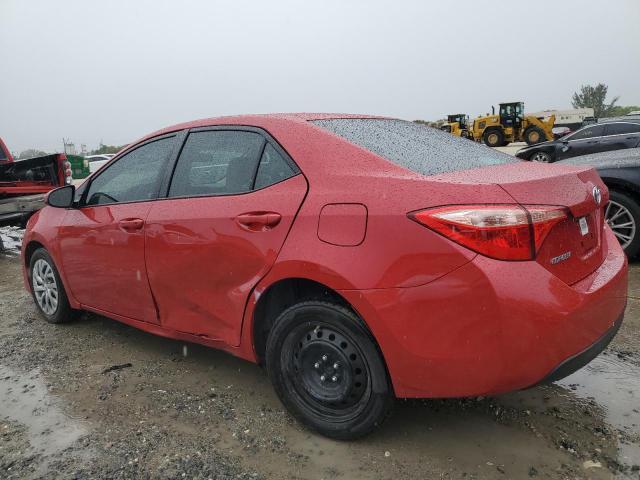 2T1BURHE3JC976816 - 2018 TOYOTA COROLLA L RED photo 2